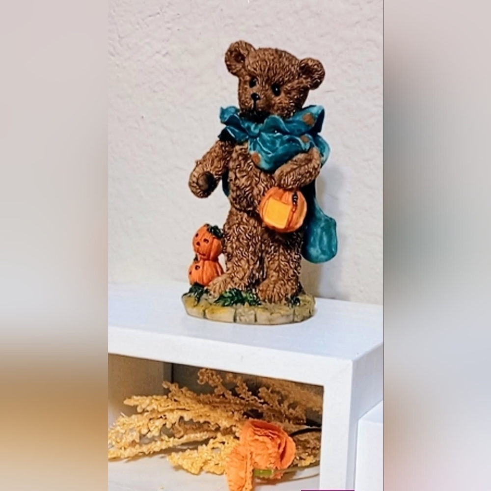 Vintage Brown Teddy Bear Figurine ( Bundle 3 For 15)